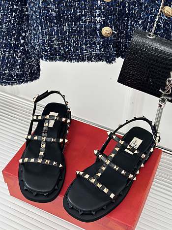 Valentino Garavani Rockstud Sandals Black