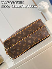 Louis Vuitton LV Reporter Bag 28x21x11cm - 4