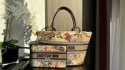 Dior Beige Muticolor Brocart Butterfly Basket Bag 27x20x8cm - 1