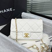 Chanel Flap Bag White Gold 13x20.5x6.5cm - 1