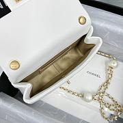 Chanel Flap Bag White Gold 13x20.5x6.5cm - 5