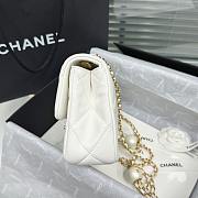 Chanel Flap Bag White Gold 13x20.5x6.5cm - 4