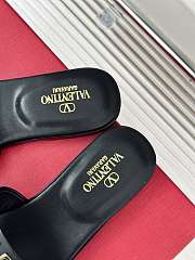 Valentino Garaveni Black Slides - 5