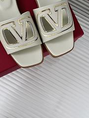 Valentino Garavani White Slides - 3