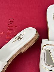 Valentino Garavani White Slides - 2