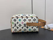 Louis Vuitton LV Locker Dopp Kit White 23x13x12cm - 3