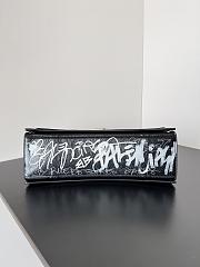 Balenciaga Crush Leather Shoulder Bag 30.9x19.8x6.8cm - 3