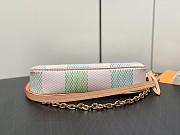 Louis Vuitton LV Pochette Accessoires Pistachio 23.5 x 13.5 x 4 cm - 5