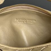 Bottega Veneta Mini Jodie Bag Beige 23x28x8cm - 2