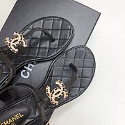 Chanel Black Lambskin Chain CC Logo Thong Sandals 5cm - 2