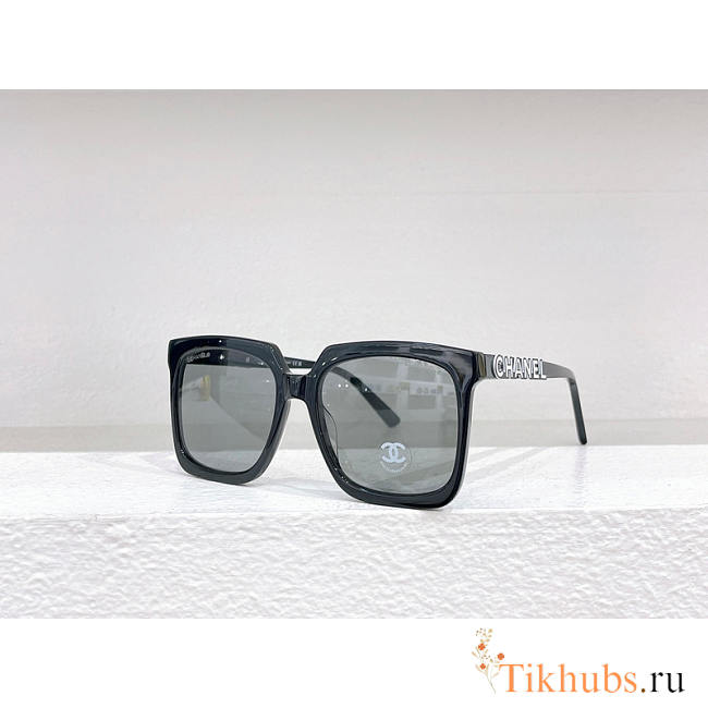 Chanel Square Suglasses Black - 1