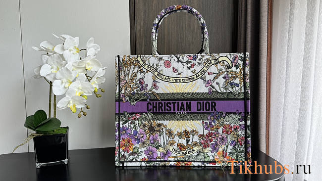 Dior Large Book Tote Ecru Multicolor Dior 4 Saisons 42 x 35 x 18.5 cm - 1