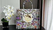 Dior Large Book Tote Ecru Multicolor Dior 4 Saisons 42 x 35 x 18.5 cm - 3