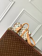 Louis Vuitton LV Keepall Bandoulière 25 Vanilla 25 x 15 x 11 cm - 2