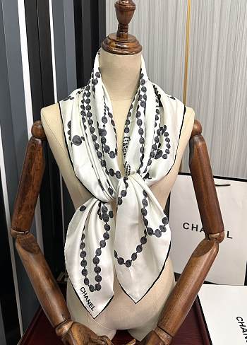 Chanel Scarf 90x90cm 02