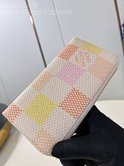 Louis Vuitton LV Zippy Wallet Peach Pink 19.5 x 10.5 x 2.5 cm - 5