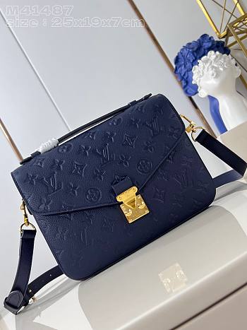 Louis Vuitton LV Pochette Metis Navy Blue 25 x 19 x 7 cm