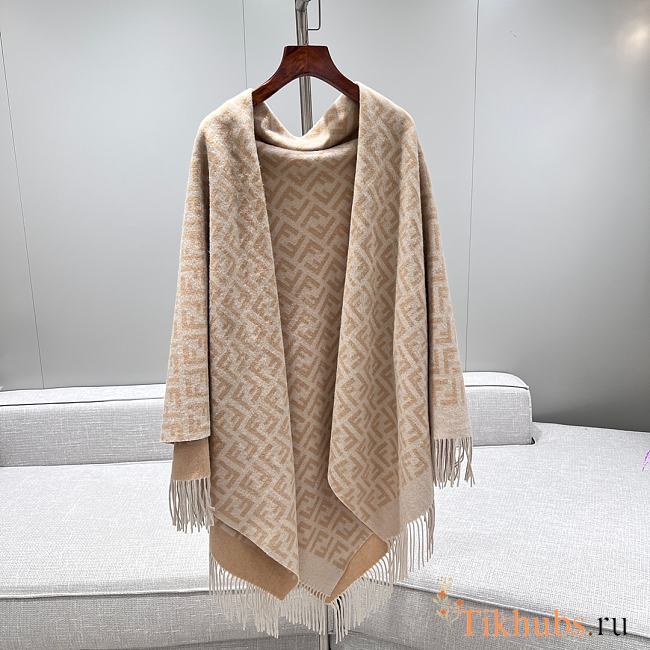 Fendi Cape 140x160cm - 1