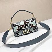 Fendi Baguette Embroidered Shoulder Bag Multicolor 27x6x14cm - 1