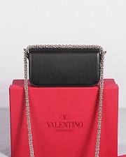 Valentino Garavani Locò Leather Black Bag 20x11x5cm - 3