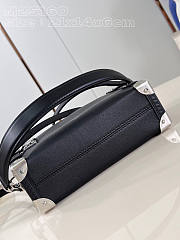 Louis Vuitton LV Side Trunk Bag MM Black 21 x 14 x 6 cm - 4