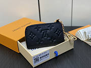 Louis Vuitton LV Noa Key Holder Black 11 x 7 x 1.5 cm - 2