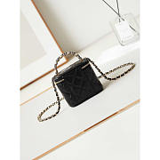 Chanel Mini Vanity Case Black 11x8.5x7cm - 3