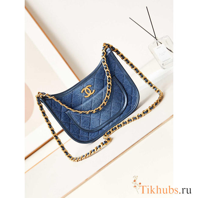 Chanel Hobo Handbag Gold Metal Blue 24x20x6cm - 1