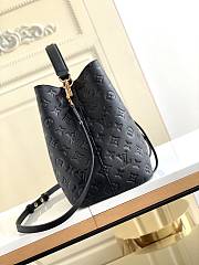 LV NeoNoe Black Bag M45256 Size 26x26x17.5 cm - 4