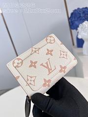 Louis Vuitton LV Wallet White 11x8x2cm - 1