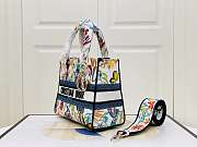 Dior Medium Lady D-Lite Bag White Multicolor Fantastica 24 x 20 x 11 cm - 3