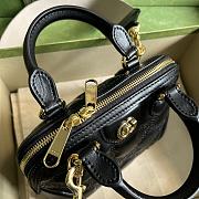 Gucci GG Matelassé Handbag Black 19x13x10cm - 3