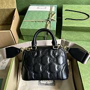 Gucci GG Matelassé Handbag Black 19x13x10cm - 2