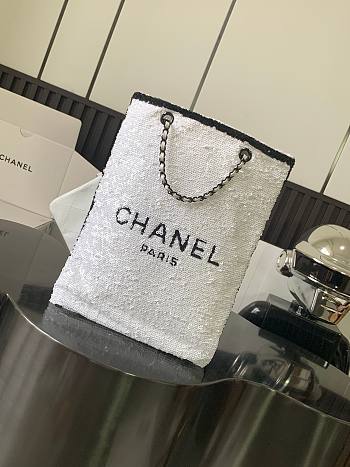 Chanel Shopping Bag Sequins White 39x20x2cm