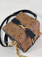 Louis Vuitton LV Dice Bag Monogram 9.5 x 9.5 x 9.5 cm - 2