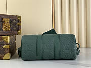 Louis Vuitton LV Keepall Bandoulière 25 Forest Green 25 x 15 x 11 cm - 5