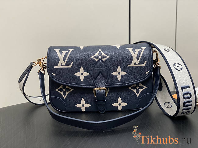 Louis Vuitton LV Diane Navy Blue 23 x 16 x 8.5 cm - 1