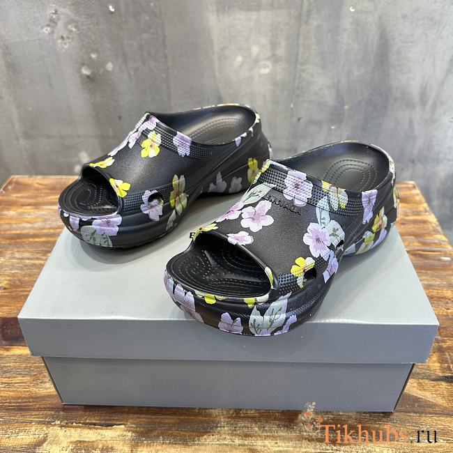 Balenciaga Flower Black Crocs - 1