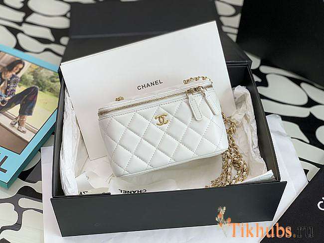 Chanel Vanity White Lambskin Gold 17cm - 1