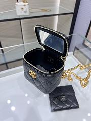 Chanel Vanity Leather Mini Bag Heart Chain Black 10.5x8.5x7cm - 3