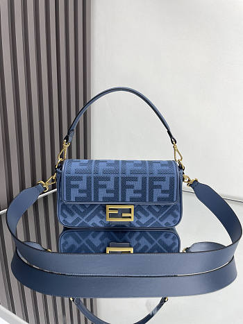 Fendi Baguette Shoulder Bag Blue 27x15x6cm