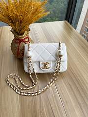 Chanel 24s Mini Flap Bag White Lambskin 17x11.5x5cm - 1