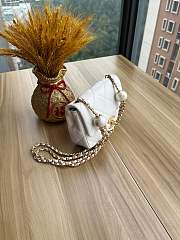 Chanel 24s Mini Flap Bag White Lambskin 17x11.5x5cm - 5