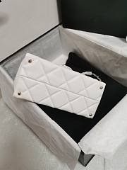 Chanel Box Bag Calfskin Gold White 21x16x9.5cm - 5