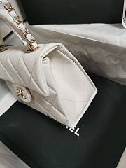 Chanel Box Bag Calfskin Gold White 21x16x9.5cm - 3