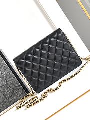 Chanel Flap Bag Black Lambskin Gold 18.5x14.5cm - 3