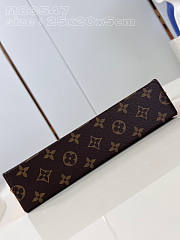 Louis Vuitton LV Toilet Pouch 20 x 25 x 5.5 cm - 3