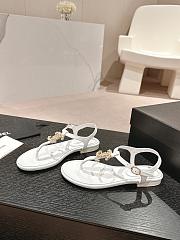 Chanel White Sandal 03 - 5