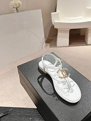 Chanel White Sandal 03 - 2