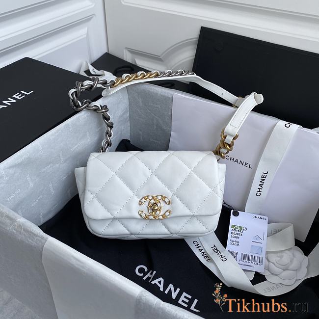 Chanel 19 Waist Belt Bag Lambskin White Gold 20x11x5.5cm - 1